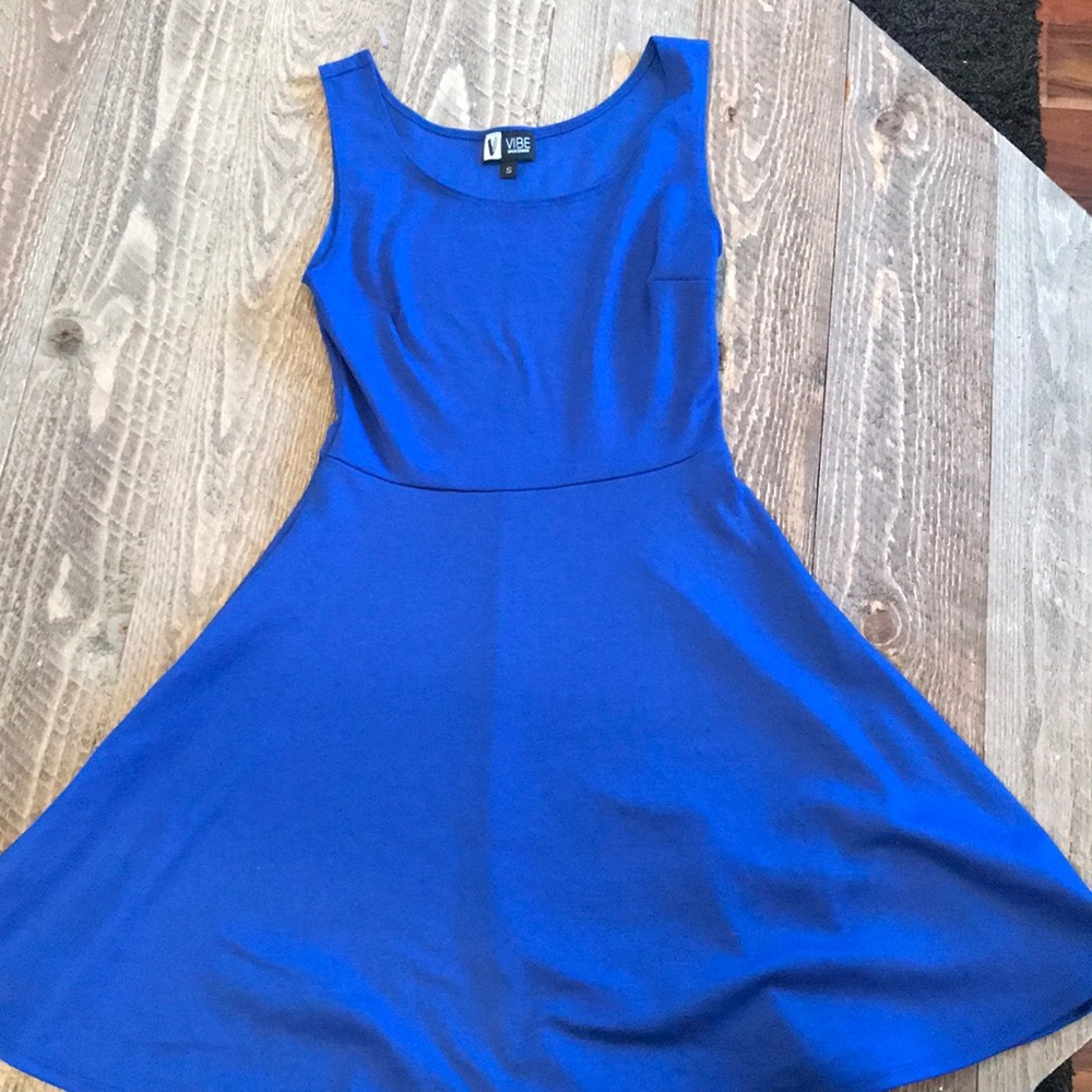 Blue sleeveless dress